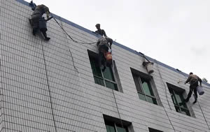 南充蜘蛛人外墙清洗